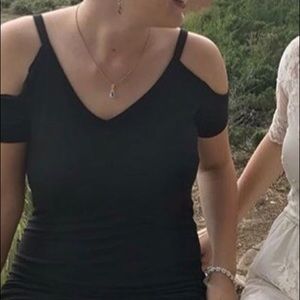 off the shoulder tight black dress